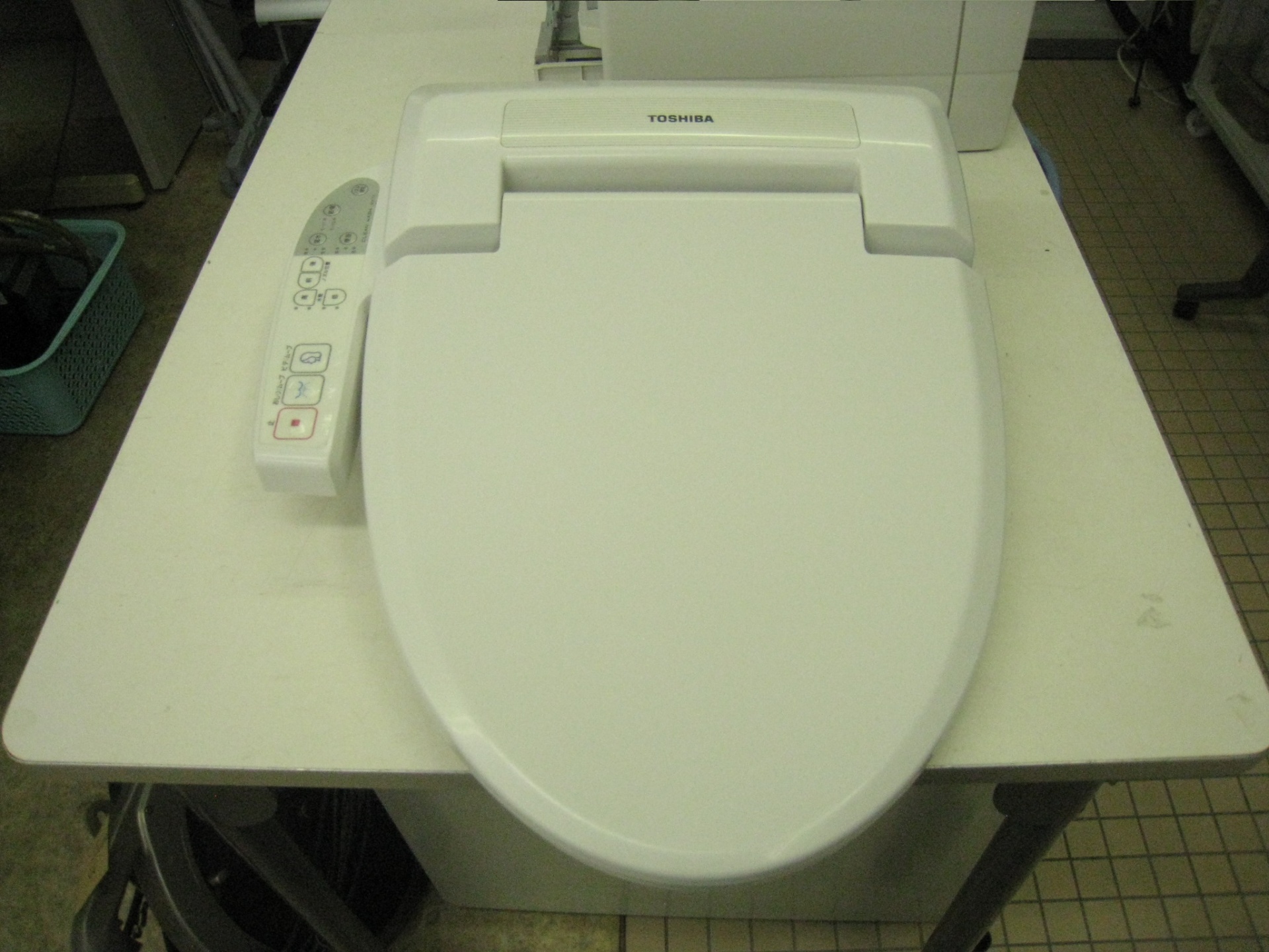 TOSHIBA 東芝 温水洗浄便座 SCS-T160 電化製品買取強化中 | 香川県高松市の工具買取・販売に強いリサイクルショップ『エコリス』