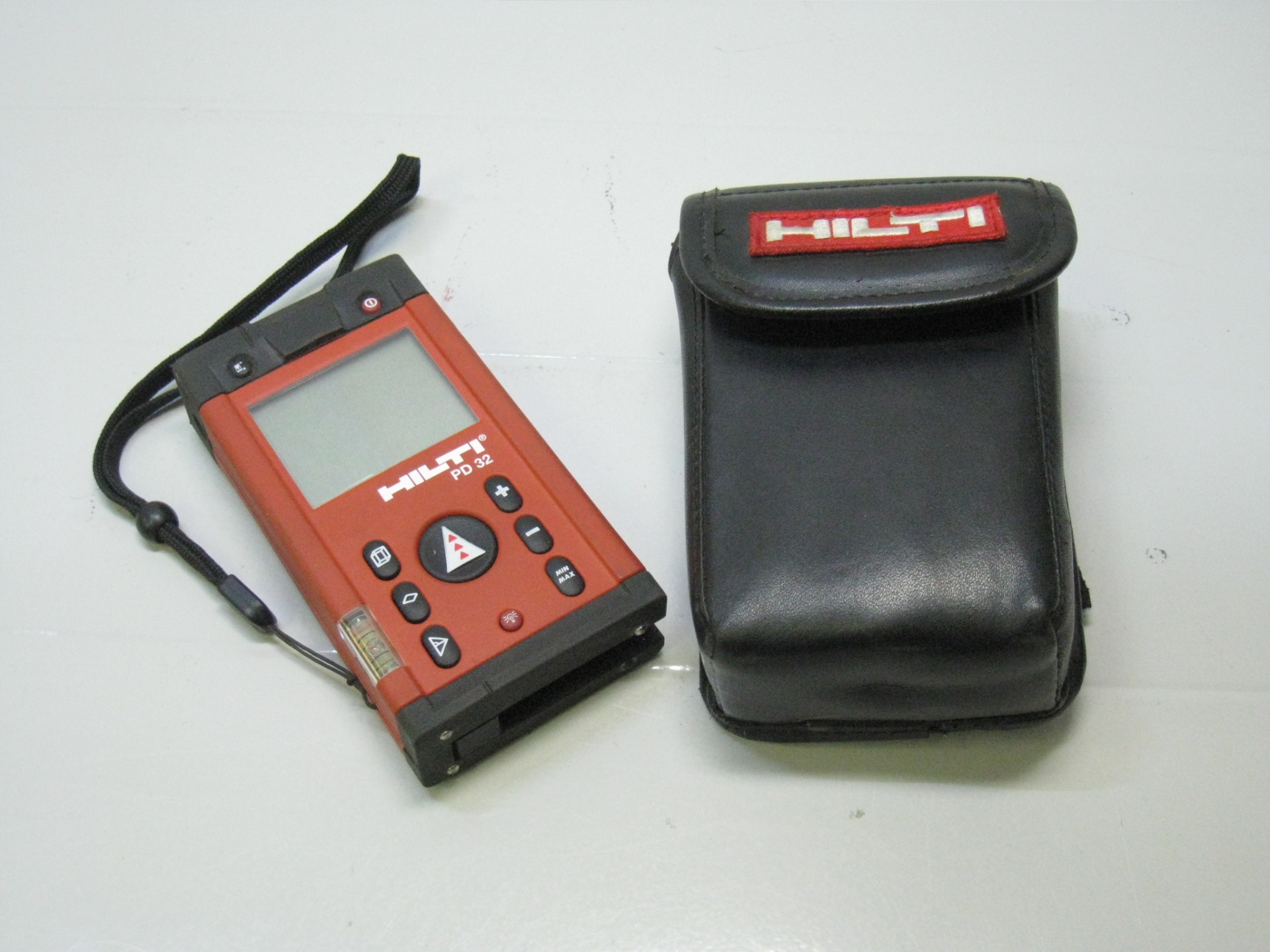 新作製品、世界最高品質人気! 限定特価 HILTI ヒルティ レーザーレンジ